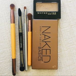 Eye shadow & brush bundle